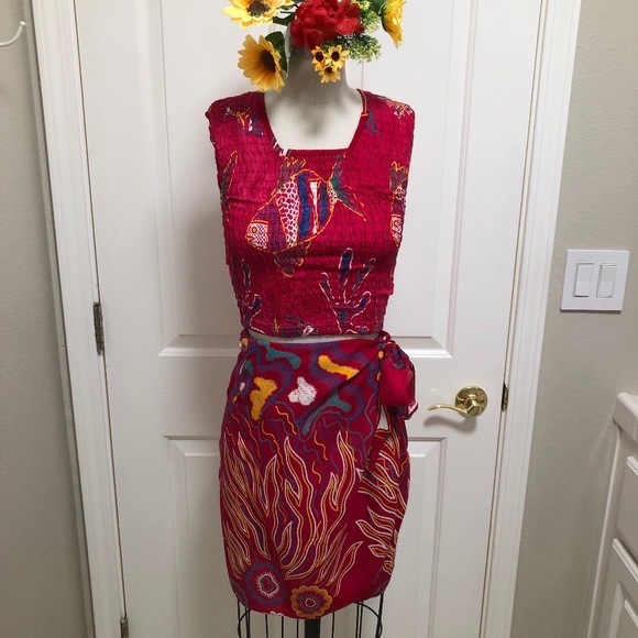 NWOT - Tropical Print Sarong & Elasticized Top - Picture 1 of 16